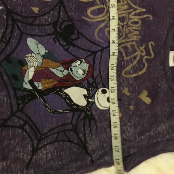 beautiful Disney blouse size M - Picture 7 of 9